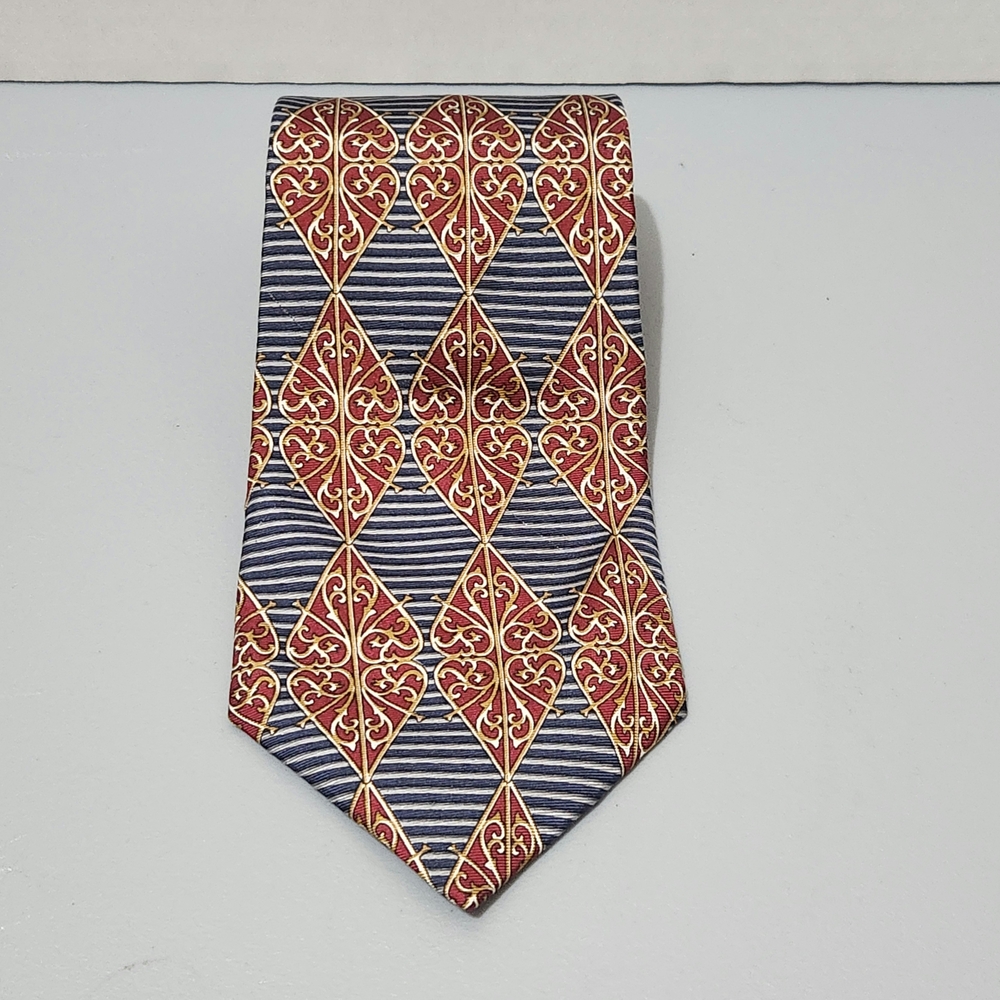 Elegant Striped Red and Gold Tie